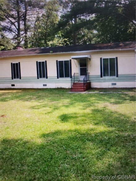 372 Morris Flippin Rd, Mathews, VA 23109