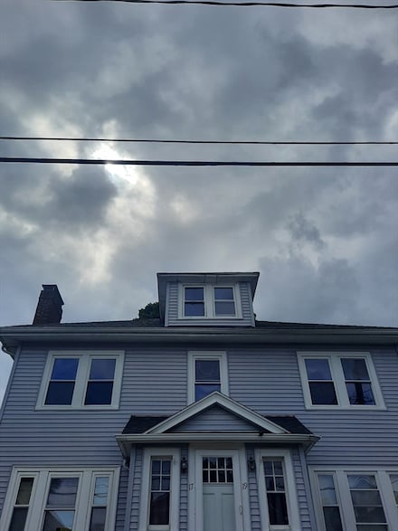 17 Jonathan St Unit 2, Belmont, MA 02478