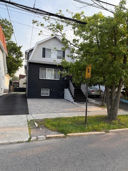 511 78th St, North Bergen, NJ 07047