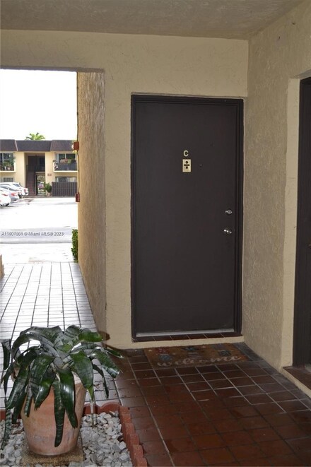 9007 SW 138th St Unit 3, Miami, FL 33176