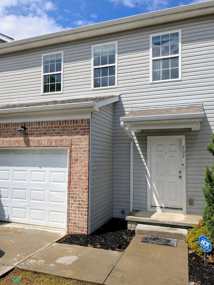 702 Pippin Dr, Antioch, TN 37013