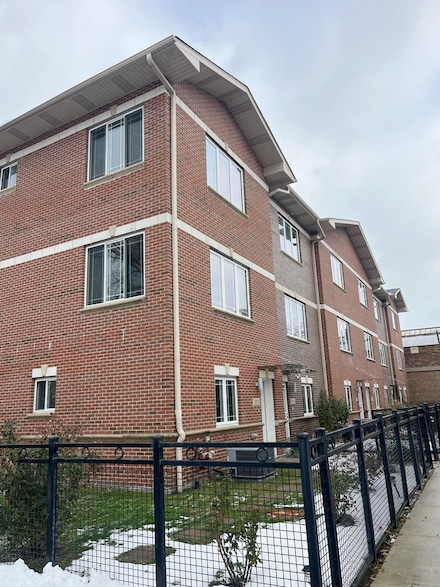 3527 S Parnell Ave Unit A, Chicago, IL 60609
