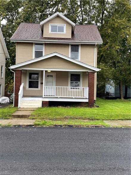 1309 Gibbs Ave NE, Canton, OH 44705