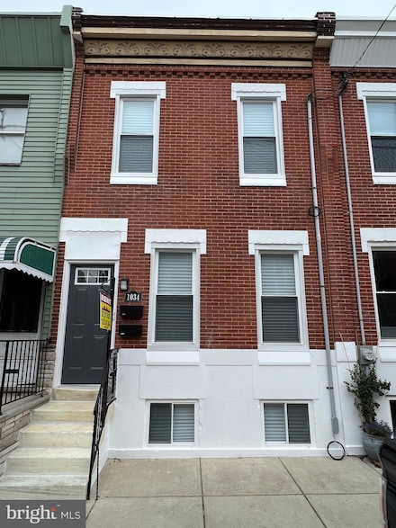 1034 Mckean St, Philadelphia, PA 19148