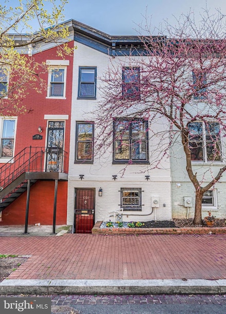 1702 Seaton St NW, Washington, DC 20009