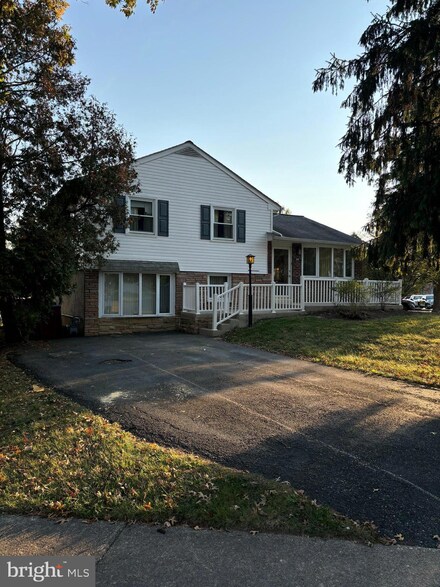 34 Brant Rd, Norristown, PA 19403