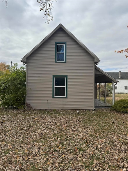 104 S State St, Goldsmith, IN 46045