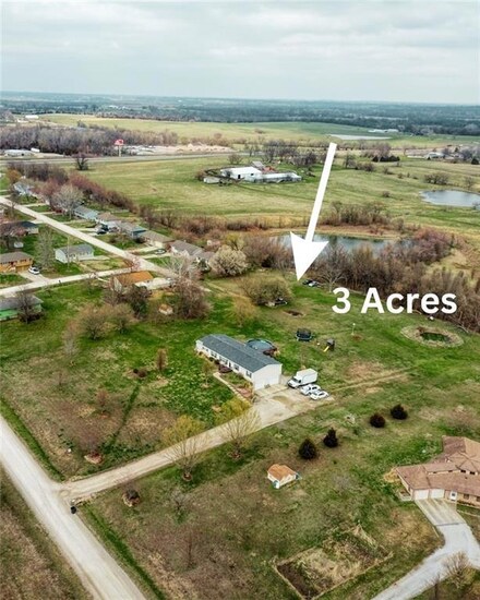 45 NW 281st Rd, Centerview, MO 64019