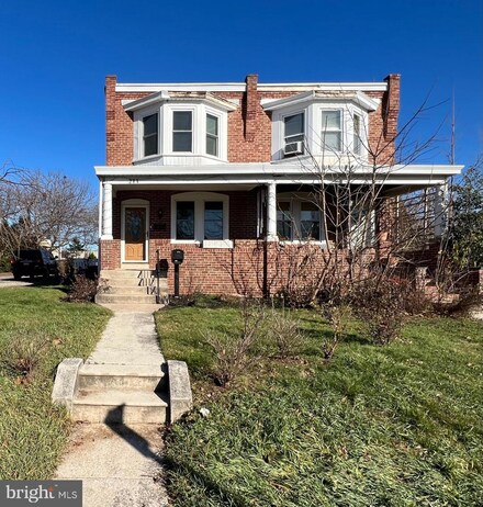 211 W Roberts St, Norristown, PA 19401