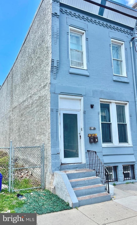 2538 N 16th St, Philadelphia, PA 19132