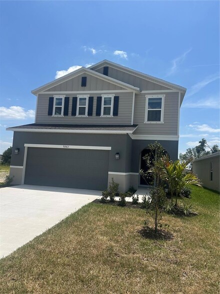 9263 Sandy Bluffs Cir, Parrish, FL 34219