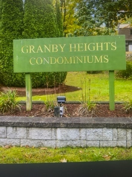 56 Granby Heights, Granby, MA 01033