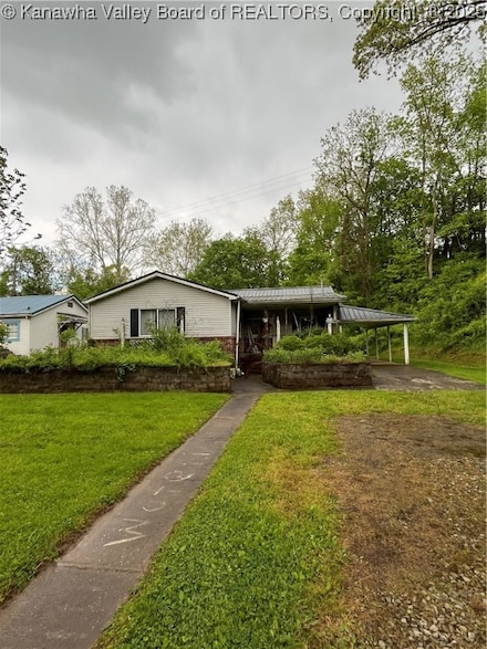 153 Homer Smith Rd, Ripley, WV 25271