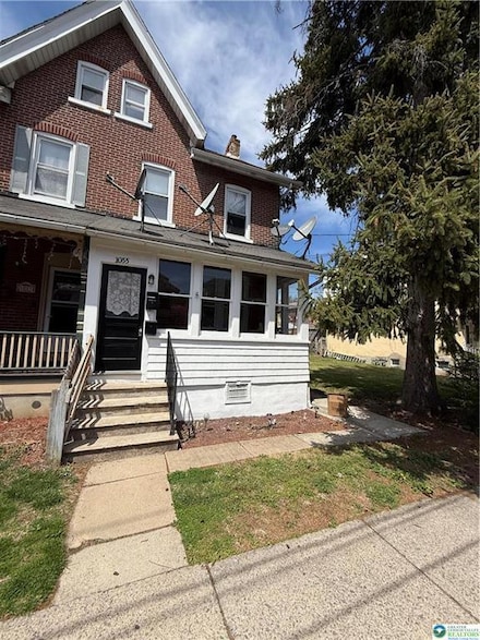1055 Seneca St, Fountain Hill, PA 18015