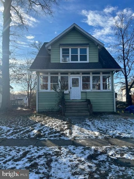 204 E Washington Ave, Magnolia, NJ 08049