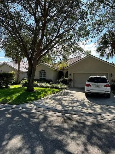 6429 Autumn Woods Blvd, Naples, FL 34109