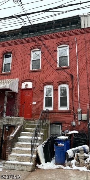 110 Summer Ave, Newark, NJ 07104