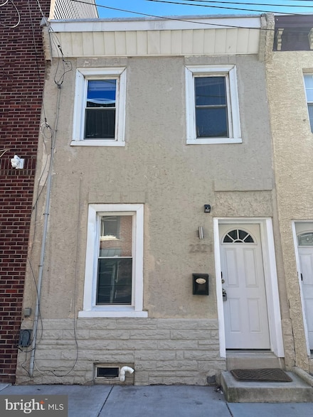 2321 E Cabot St, Philadelphia, PA 19125