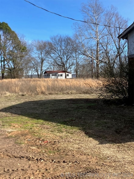 20327 E Willis Rd, Tahlequah, OK 74464