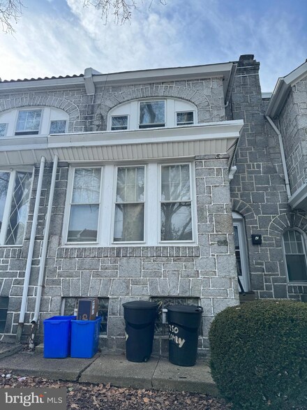 250 E Comly St, Philadelphia, PA 19120