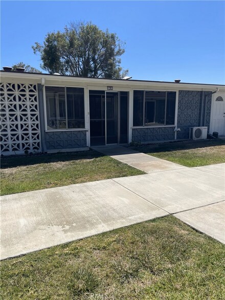 13881 Thunderbird Dr Unit 64H  M1, Seal Beach, CA 90740
