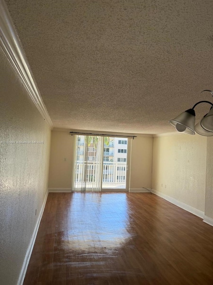 6950 Miami Gardens Dr Unit 2-407, Hialeah, FL 33015