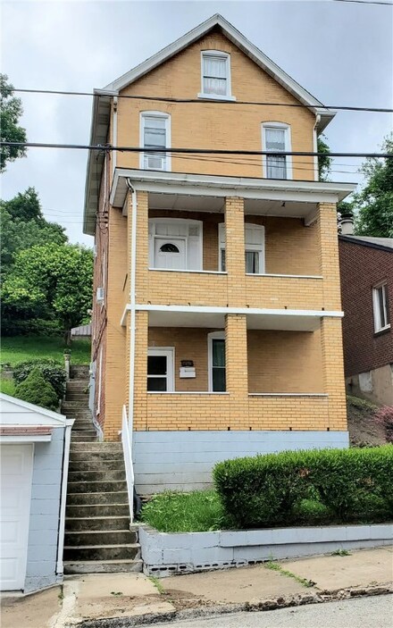1526 Wolfe Ave, Braddock, PA 15104