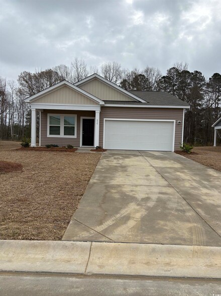656 Castillo Dr, Loris, SC 29569