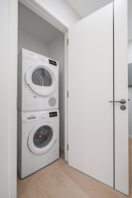 11-52 44th Dr Unit 4-B, Long Island City, NY 11101