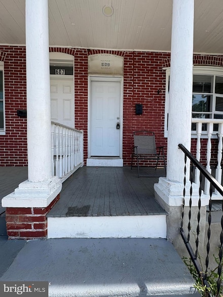 609 Ridgeway St, Gloucester City, NJ 08030