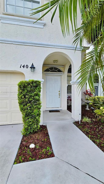 140 NW 151st Ave, Pembroke Pines, FL 33028