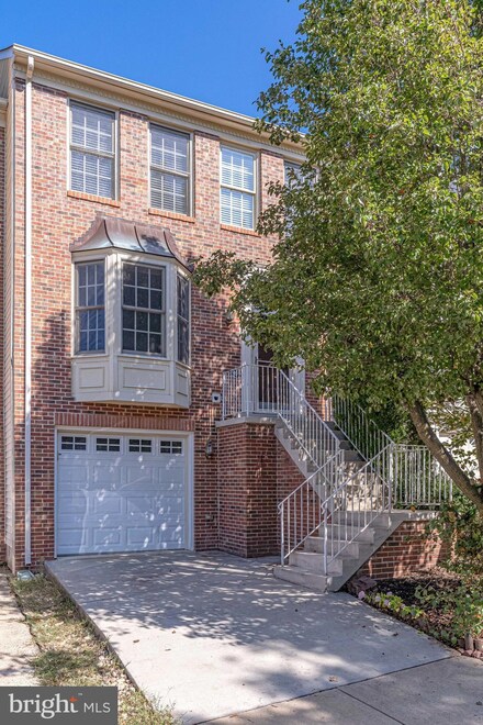 6304 John Charles Landing, Centreville, VA 20121