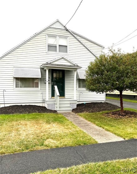 504 Orwood Place, Syracuse, NY 13208
