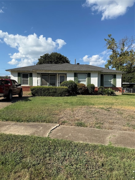 8133 Cavalier Cir, Dallas, TX 75227