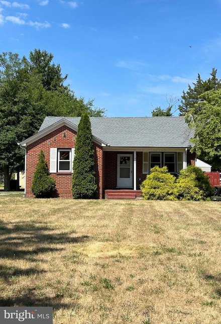 1572 N Brewster Rd, Vineland, NJ 08361
