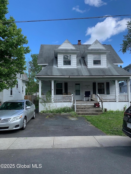 6 Sard Rd, Albany, NY 12209