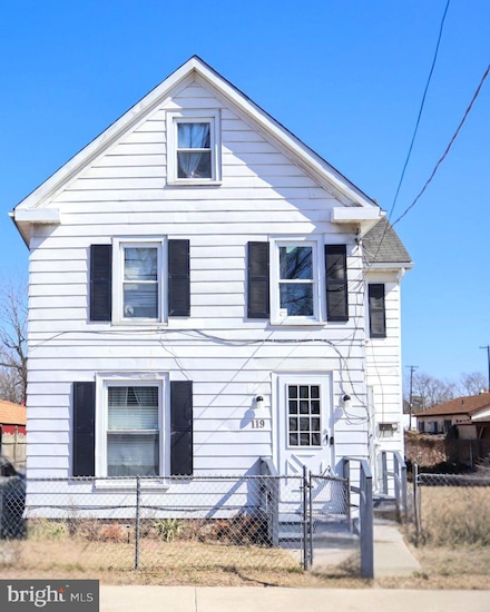 119 S 5th St, Millville, NJ 08332