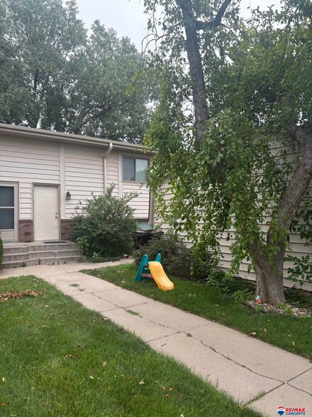 4308 Abbott Rd, Lincoln, NE 68516