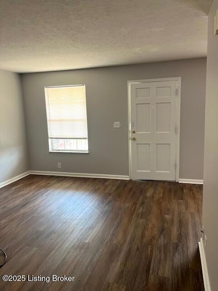6983 Dixie Hwy, Louisville, KY 40258