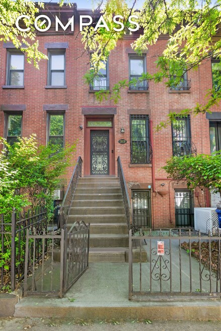 312 10th St, Brooklyn, NY 11215