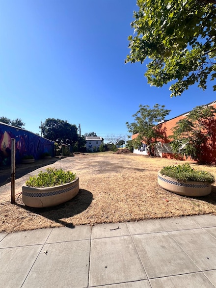 1313 Del Paso Blvd, Sacramento, CA 95815