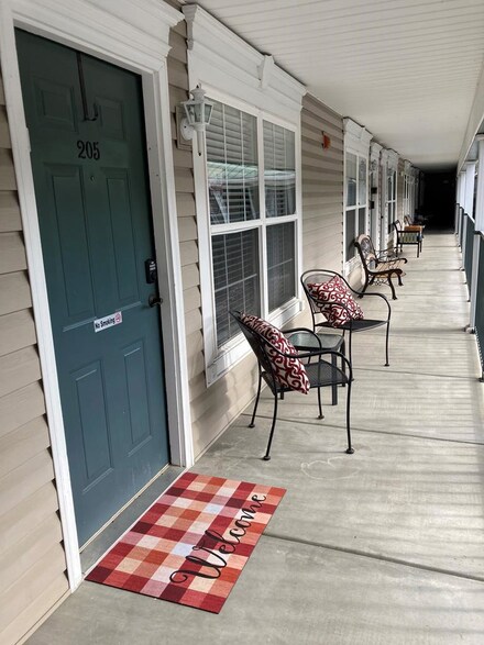 2743 Colonial Dr, Pigeon Forge, TN 37863