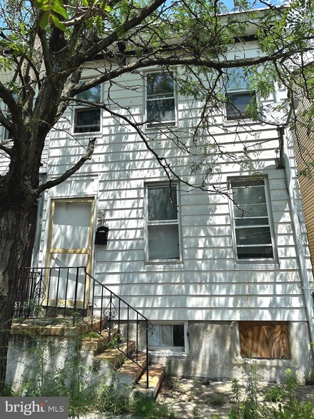 306 Rutherford Ave, Trenton, NJ 08618