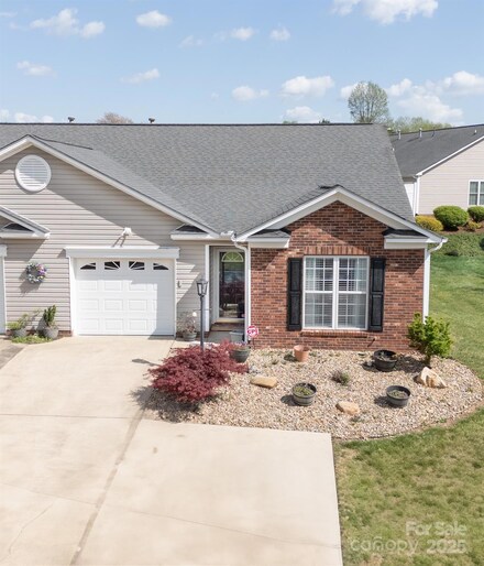 137 Lady Slipper Ln SW, Valdese, NC 28690