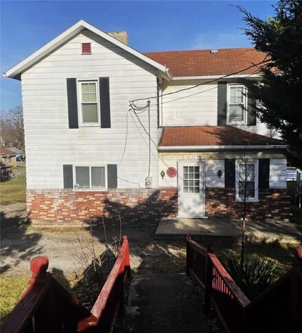 131 S Lee Ave, New Castle, PA 16101