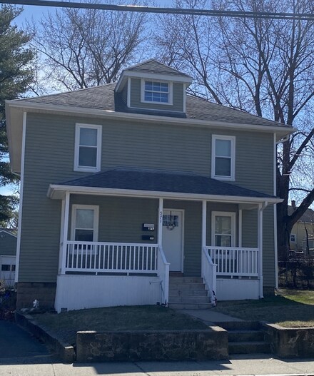 571 Britton St, Chicopee, MA 01020