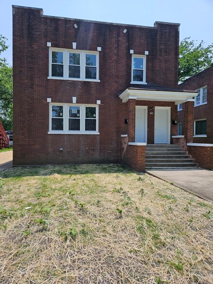 102 W Main St Unit 1, Chicago Heights, IL 60411