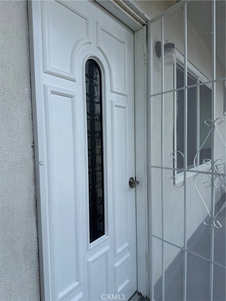 8601 Chestnut Ave, South Gate, CA 90280