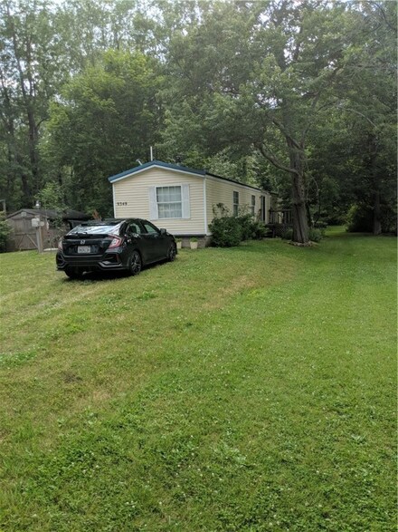 9349 Blind Sodus Bay Rd, Red Creek, NY 13143