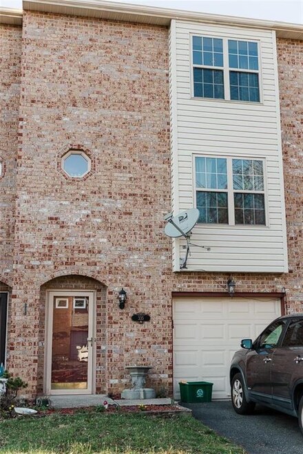 335 Moty Dr, Alburtis, PA 18011
